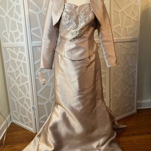 Elegant Satin Evening Gown with Jacket